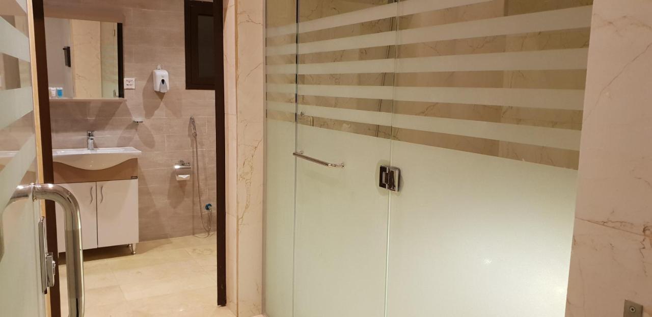ג'דה رحال البحر للشقق المخدومة Rahhal Albahr Serviced Apartments מראה חיצוני תמונה