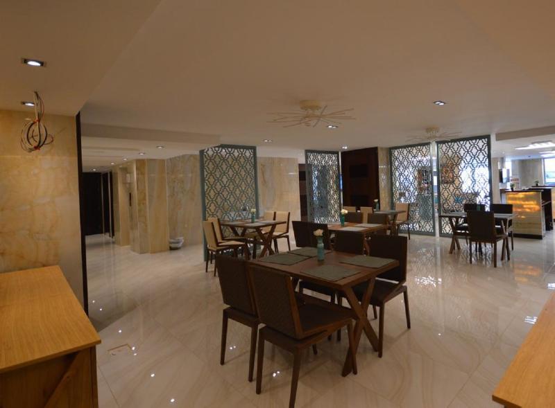 ג'דה رحال البحر للشقق المخدومة Rahhal Albahr Serviced Apartments מראה חיצוני תמונה